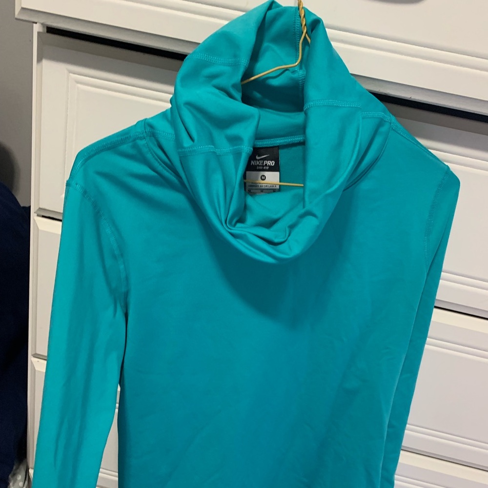 Nike Dri-Fit Turtleneck
